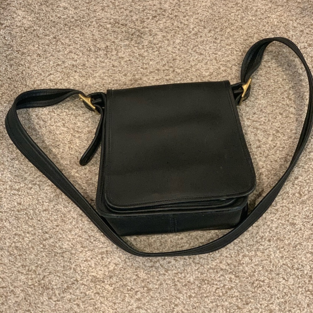Coach vintage soft leather crossbody bag